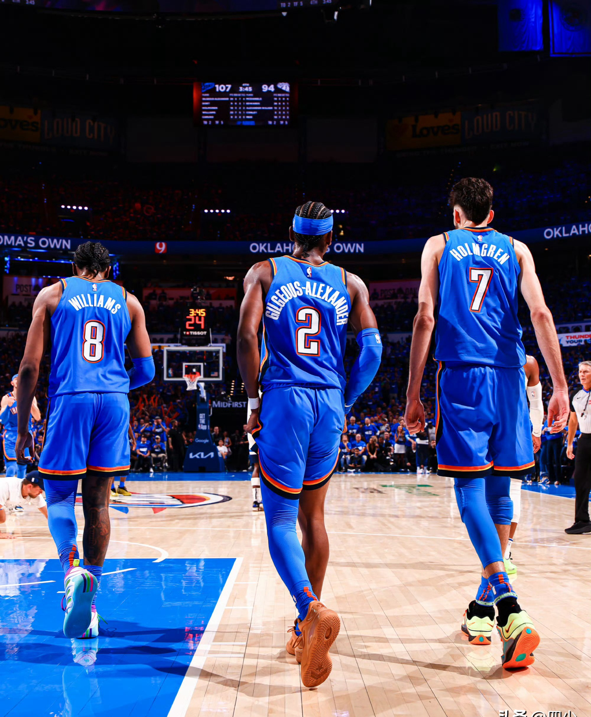 爱游戏入口NBA季后赛赛程吃紧，洛杉矶快船冲刺阶段刷新队史纪录，管理层满意，轮换策略成焦点的简单介绍