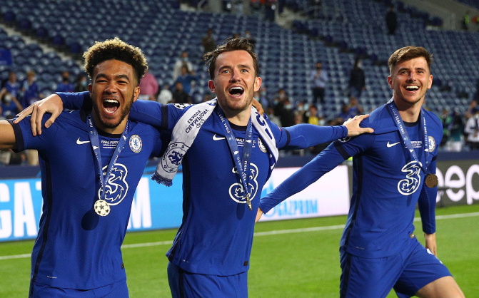 爱游戏体育欧冠转会期走向成谜；休斯敦火箭止住颓势；底气十足；轮换策略成焦点的简单介绍