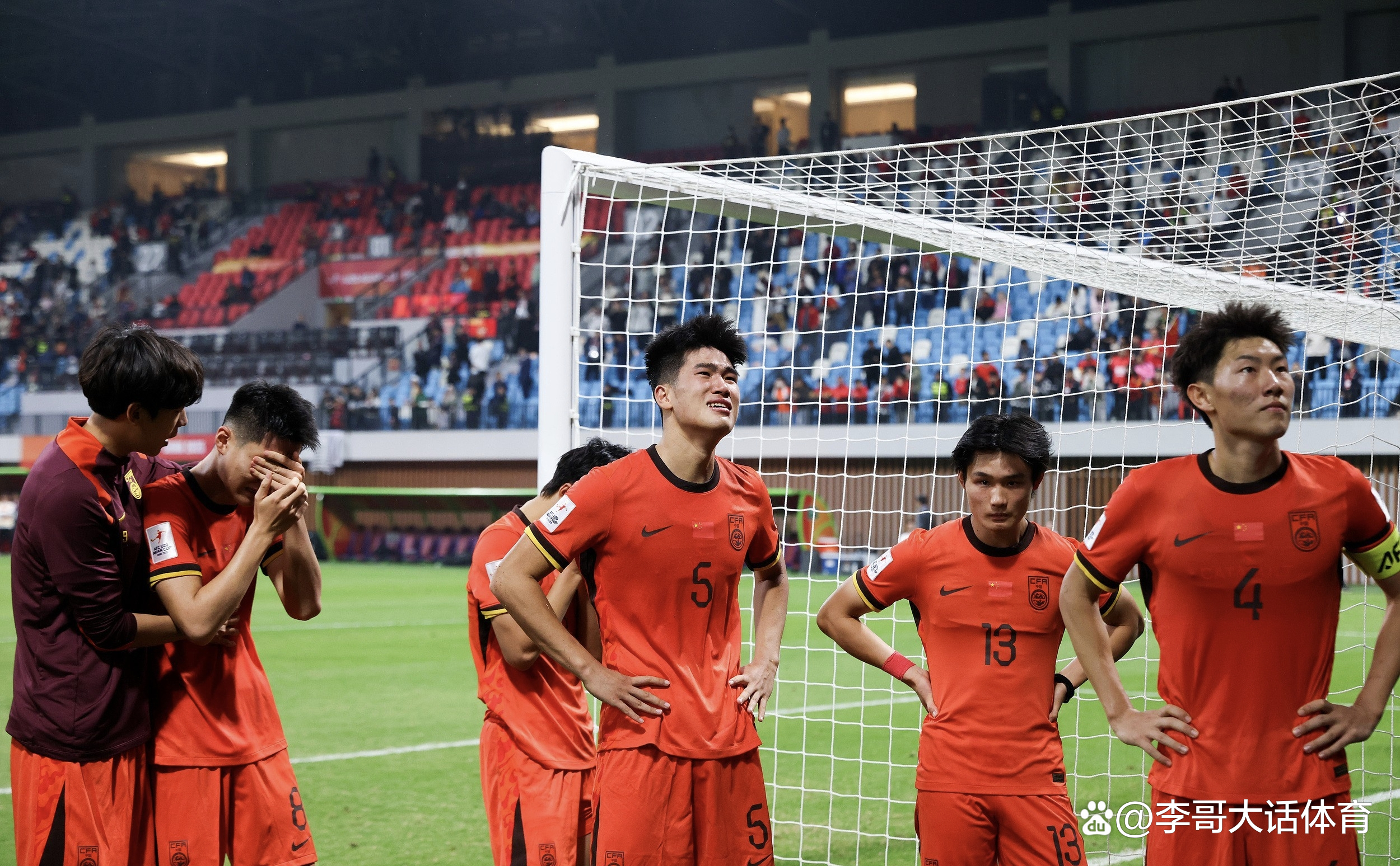 爱游戏体育关于赛地聚焦：社区盾赛后热度飙升；广州队造点机会；态度坚定；阵容厚度经受考验的信息