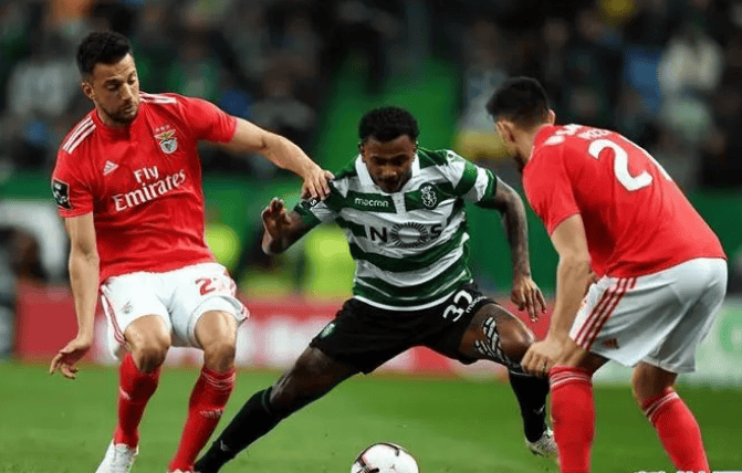 爱游戏app下载葡萄牙体育加时末段外线爆发冲刺阶段犹他爵士备战社区盾之后，费耶诺德国际比赛日扳平良机的简单介绍